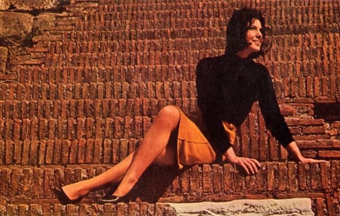 Короткие юбки из прошлого