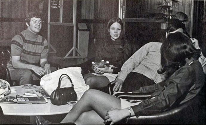 Короткие юбки из прошлого