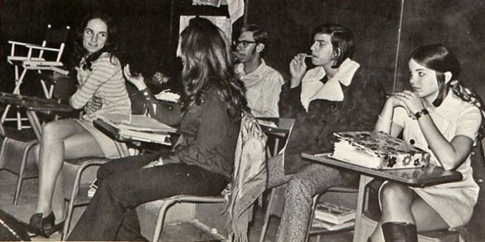 Короткие юбки из прошлого