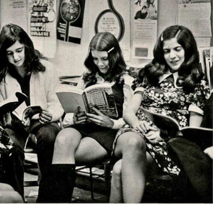 Короткие юбки из прошлого