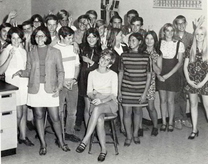 Короткие юбки из прошлого