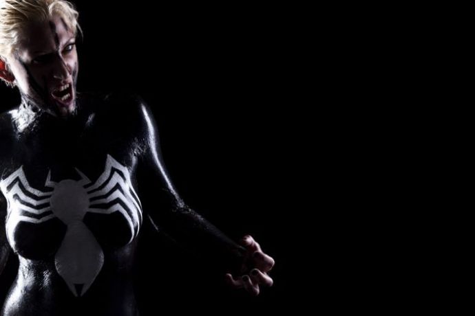 Косплей в костюмах из латекса