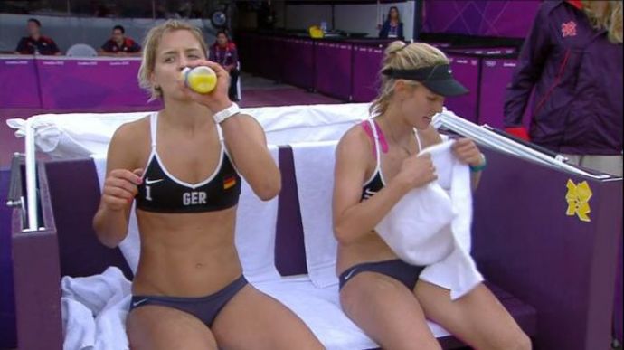 Люблю женский пляжный волейбол