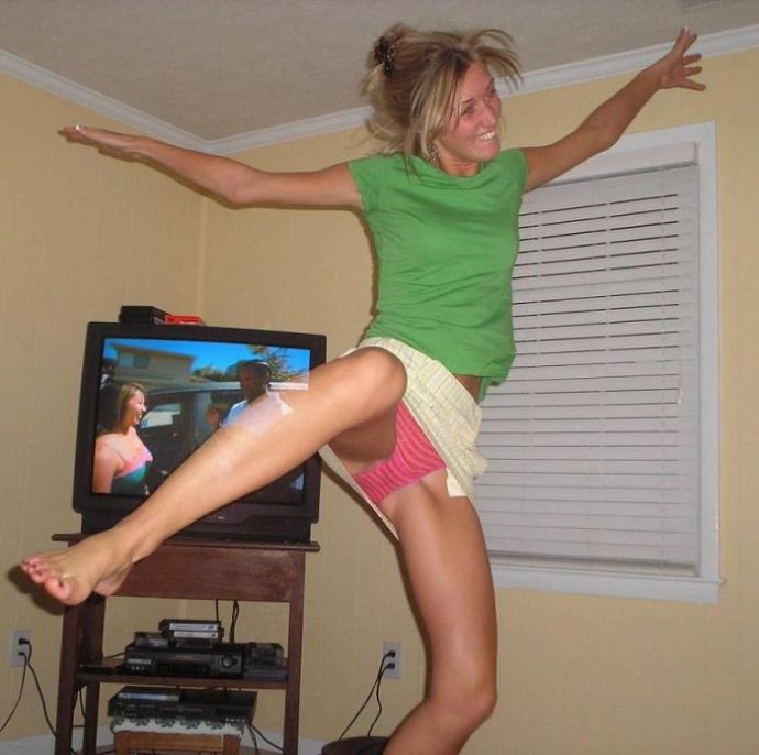 Подвыпившие девушки отрываются на полную катушку