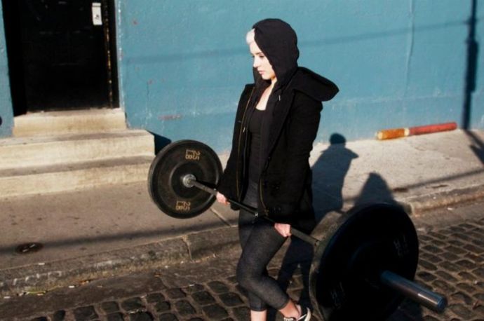 Саманта Райт - симпатичная тяжелоатлетка