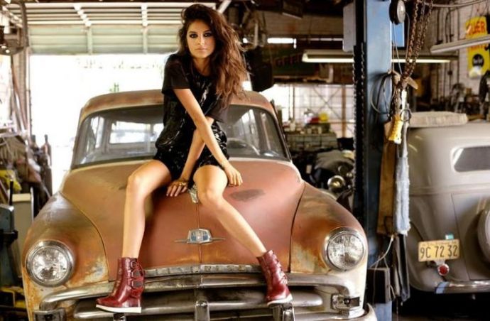 Сексуальные девушки и ретро автомобили