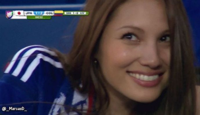 Симпатичные болельщицы футбола со всего мира. Часть 3