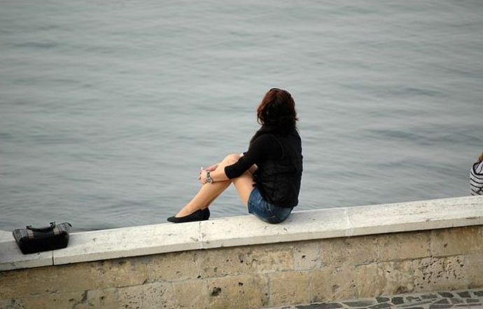 Симпатичные девушки в коротких юбках