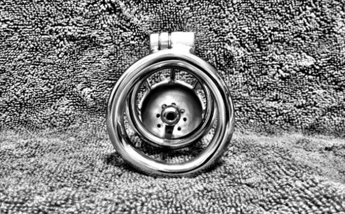 Современные мужские пояса верности