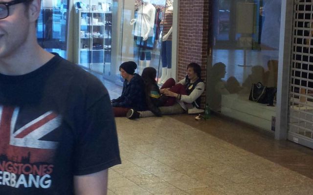 Третий - лишний, об этом знают все!