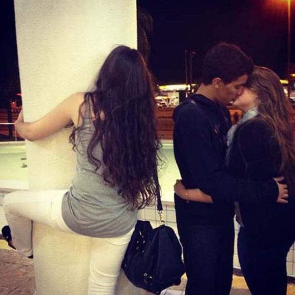 Третий - лишний, об этом знают все!