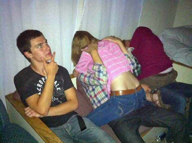 Третий - лишний, об этом знают все!