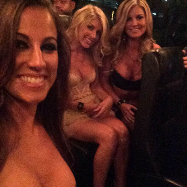 Вечеринка в лучших традициях Playboy (эротика)