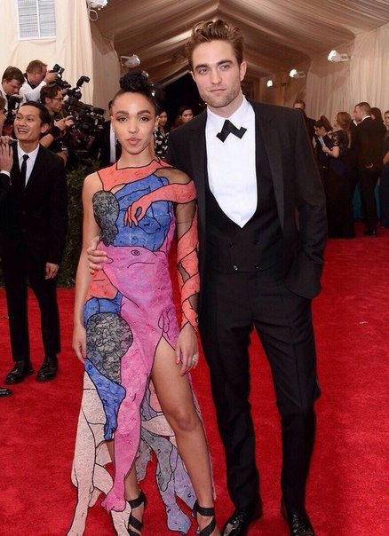 Выбираем лучшую парочку на Met Gala 2015 Опрос: Какая