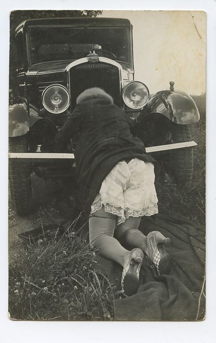 Женские чулочки и нижнее белье середины прошлого века Женские чулочки и нижнее белье середины прошлого века