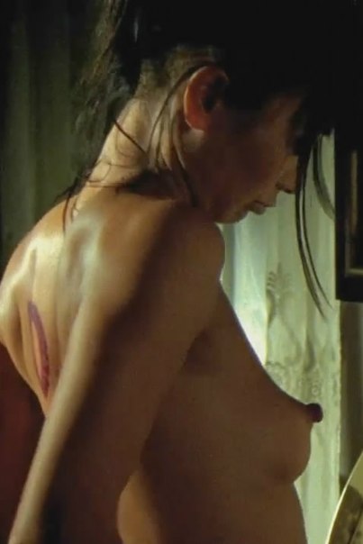 Бай Лин Голая - Bai Ling Nude (приоткрыла грудь)