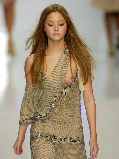 Девон Аоки (обнаженные знаменитости)