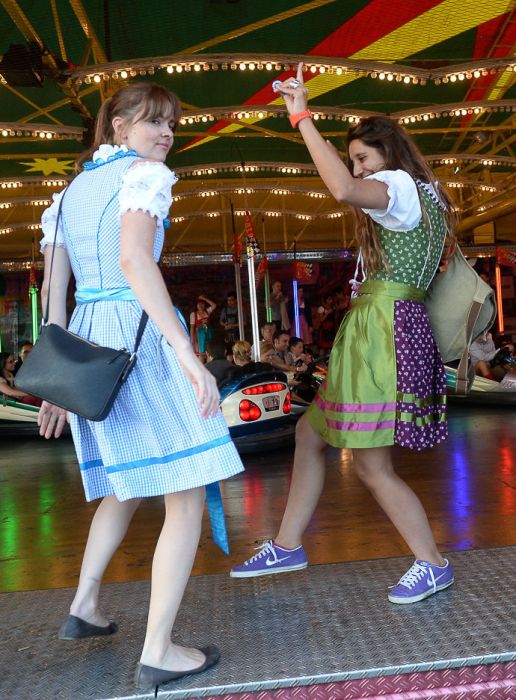 Девушки и пиво