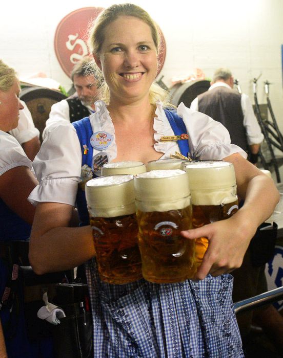 Девушки и пиво