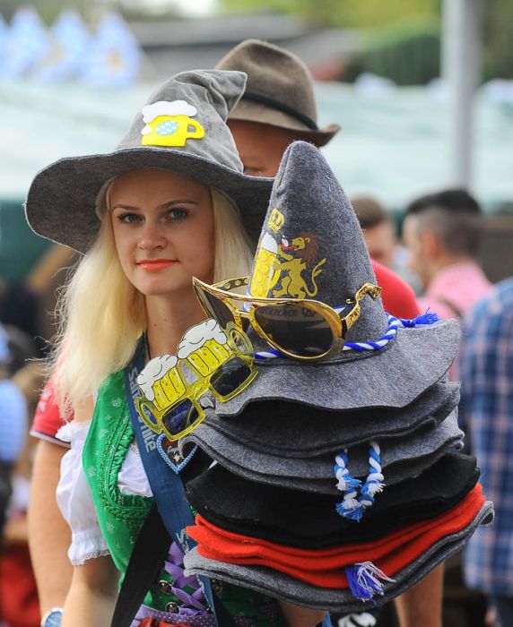 Девушки и пиво