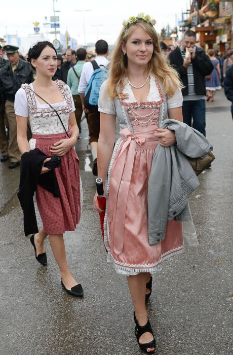 Девушки и пиво