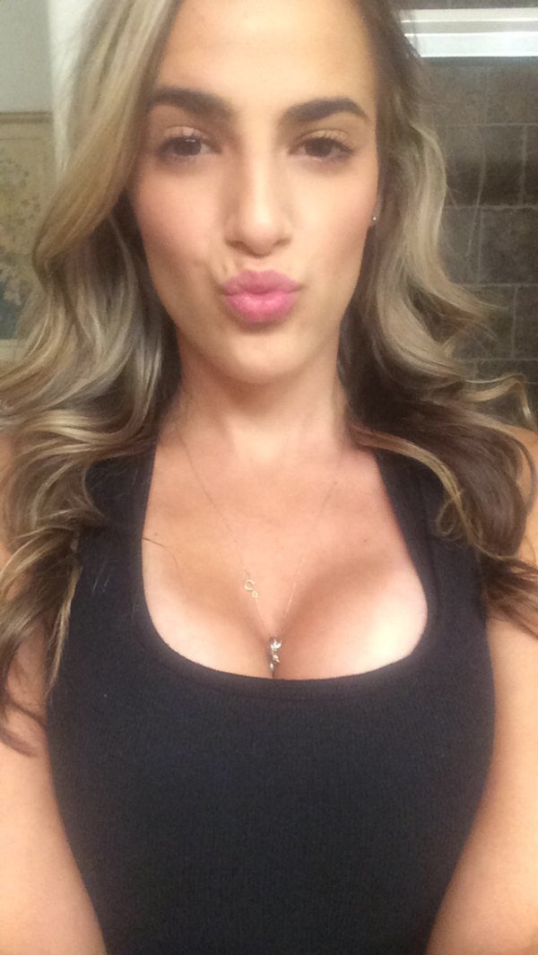 Девушки с большой грудью (эротика)