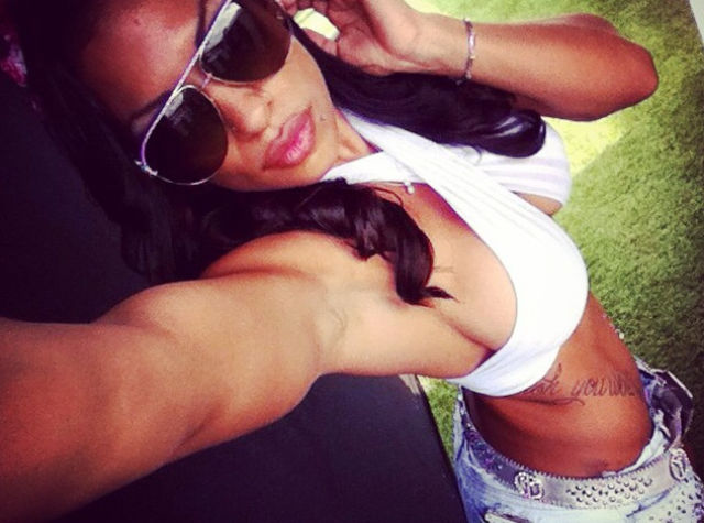 Девушки с фестиваля 'Tomorrowland 2014' Девушки с фестиваля 'Tomorrowland 2014'