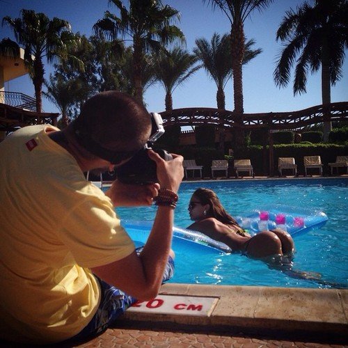 Девушки с формами (эротика)