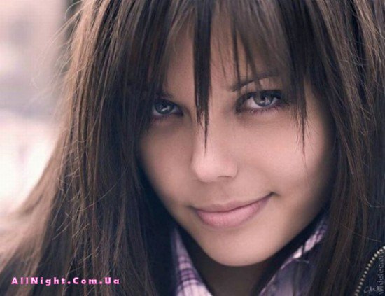 Девушки с красивыми лицами (45 фото)