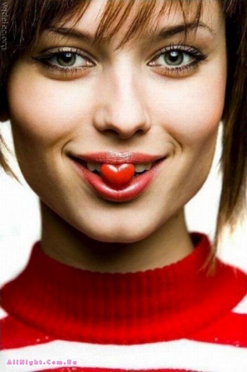 Девушки с красивыми лицами (45 фото)