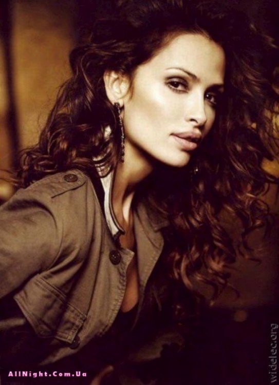 Девушки с красивыми лицами (45 фото)