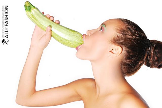 Девушки умеющие сосать.. конфеты