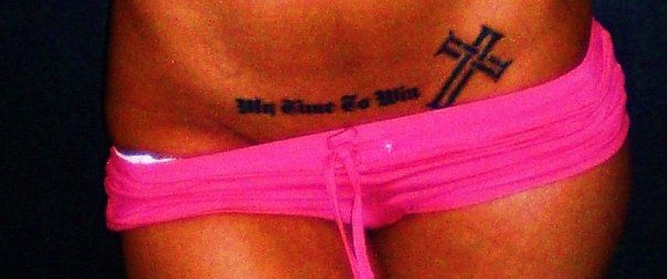 Девушки знают себе цену