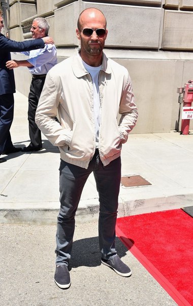 Джейсон Стэтхэм на открытии аттракциона "Fast and Furious"