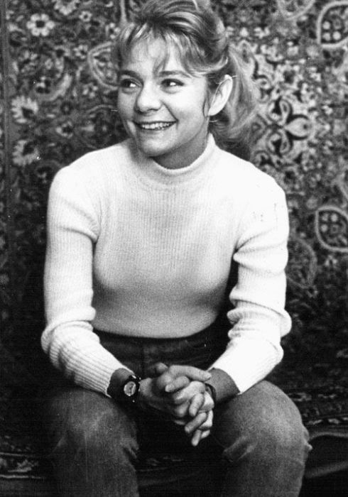 "Гостья из будущего" Наталья Мурашкевич - тогда и сейчас "Гостья из будущего" Наталья Мурашкевич - тогда и сейчас