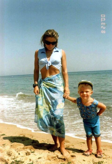 "Гостья из будущего" Наталья Мурашкевич - тогда и сейчас "Гостья из будущего" Наталья Мурашкевич - тогда и сейчас