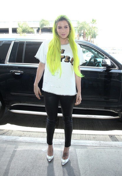 Кеша в аэропорту LAX - 18 июня