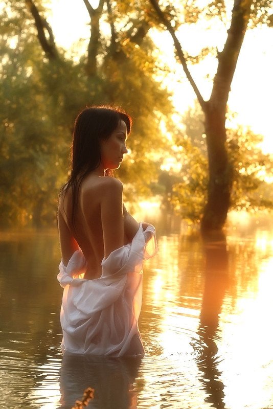 Красота в стиле 'ню' (эротика) Красота в стиле 'ню' (эротика)