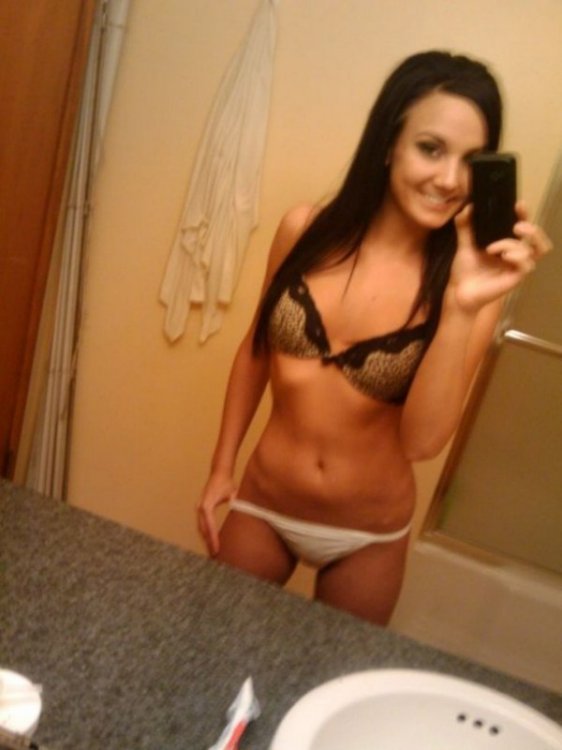 Любительские фото девушек (подборочка номер 35)