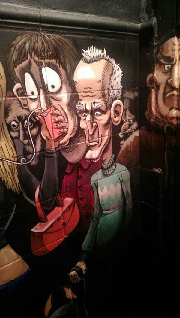 Оригинальный вариант отделки туалета