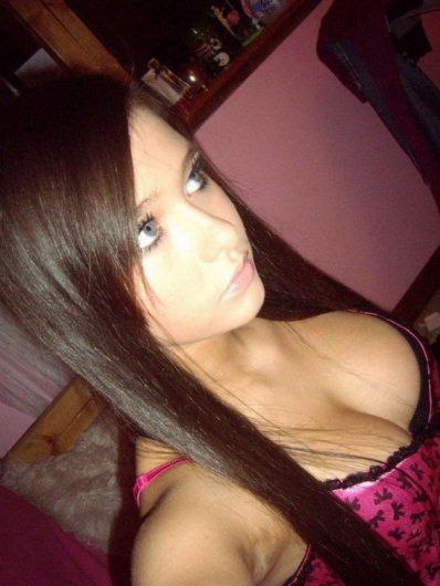 Привлекательное декольте