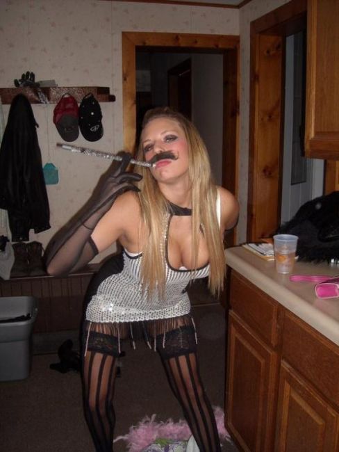 Симпатичные девушки с большим бюстом