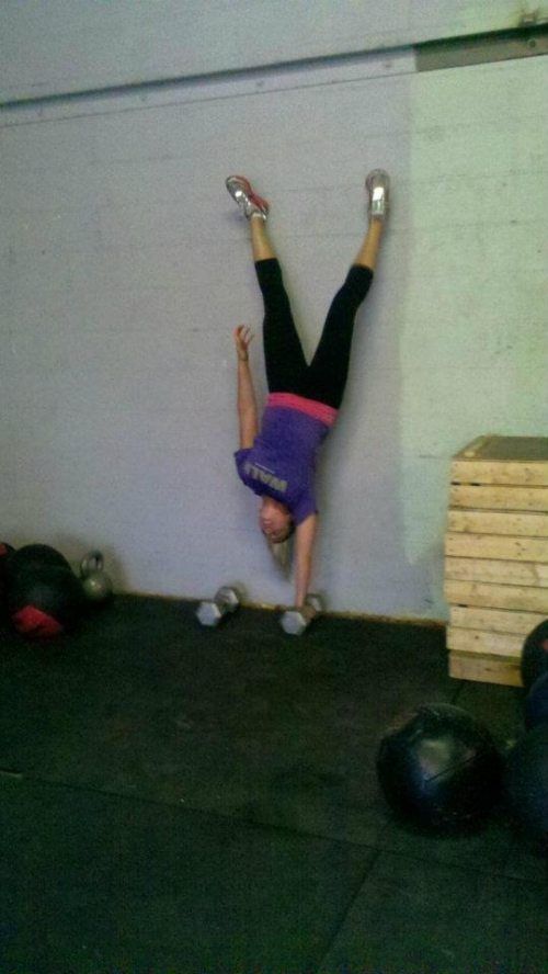 Стройные девушки с шикарной фигурой Стройные девушки с шикарной фигурой