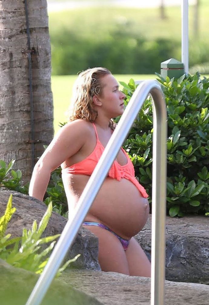 Беременная Хейден Панеттьер