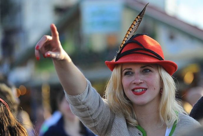 Девушки и пиво