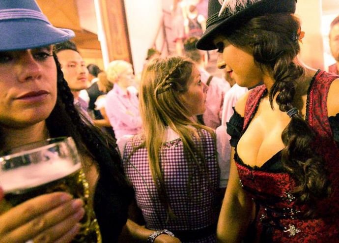 Девушки и пиво