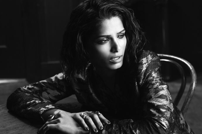 Фрида Пинто (Freida Pinto) для Yahoo! Style