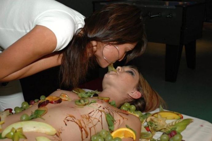 Креативный способ привлечь посетителей в ночной клуб