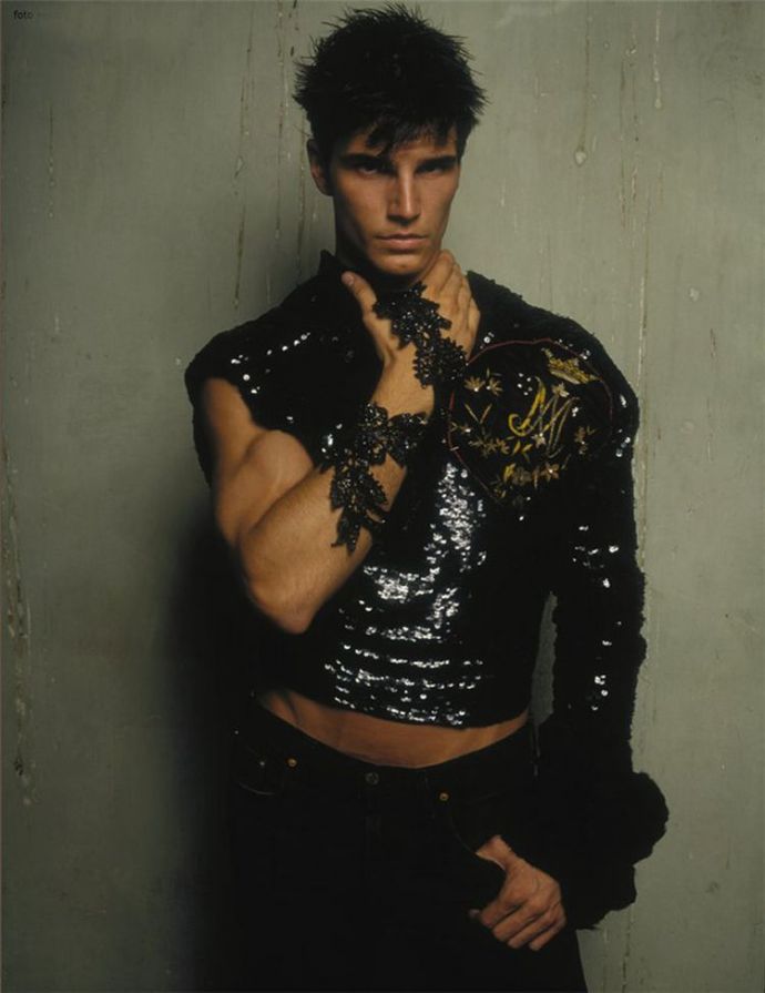 Мужчины для девушек