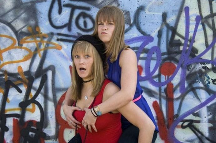 Забавные девушки, которые любят подурачиться